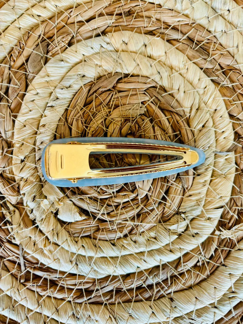 Barrette Léopard en Résine Époxy – Triangle Chic & Fait Main