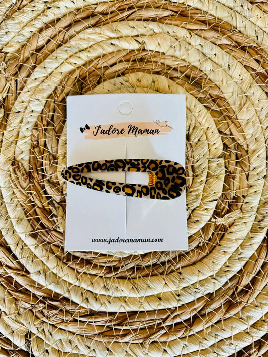 Barrette Léopard en Résine Époxy – Triangle Chic & Fait Main