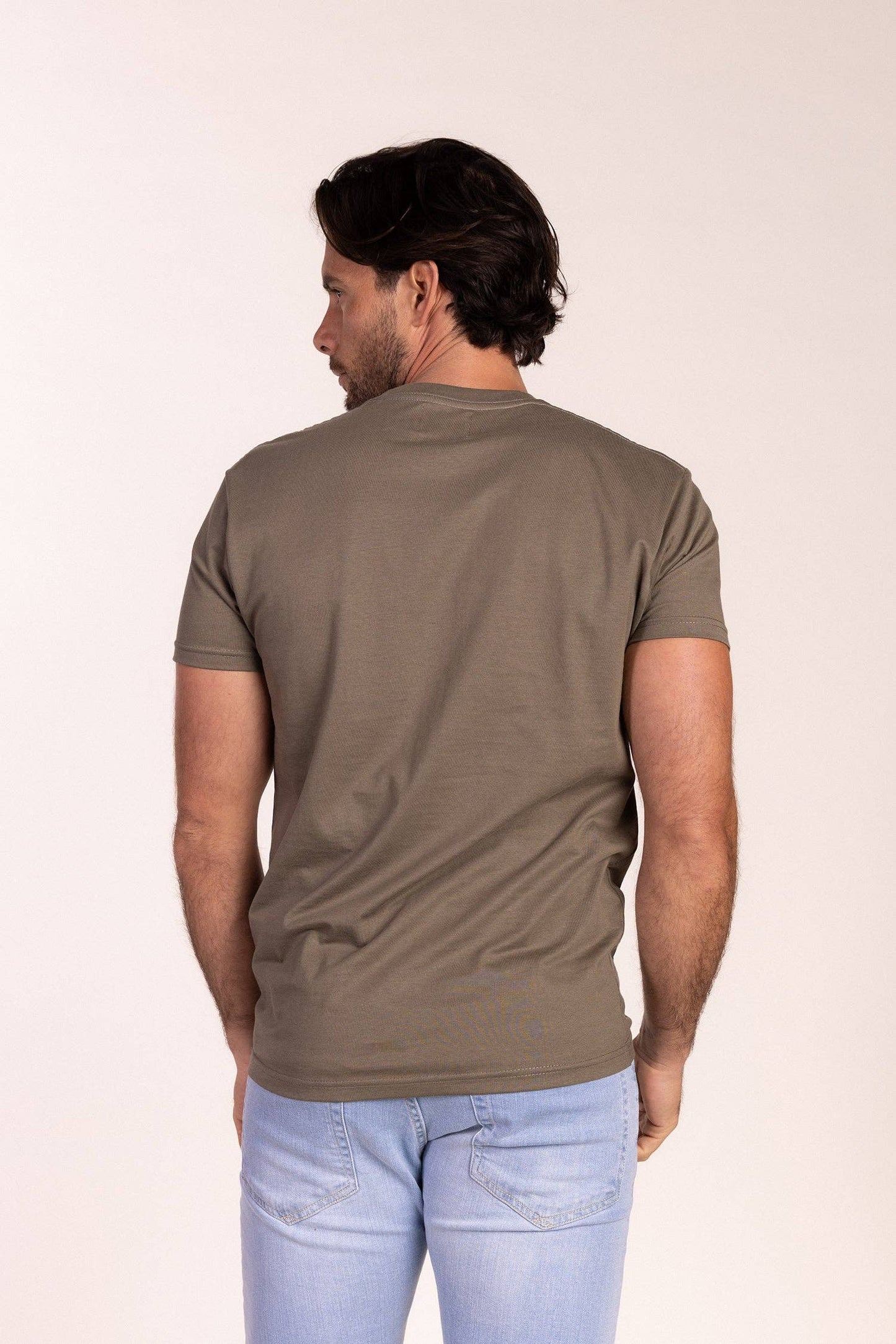 T-shirt basique à manches courtes kaki